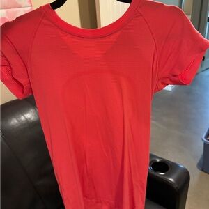 LULULEMON SWIFTLY TECH